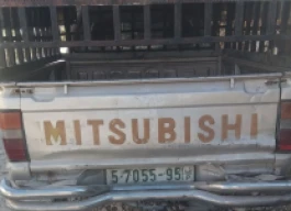 ميتسوبيشي | MITSUBISHI L200 1995