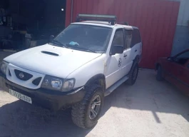 نيسان | NISSAN تيرانو 2001