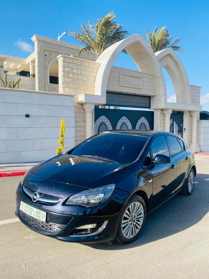 اوبل | OPEL استرا 2014