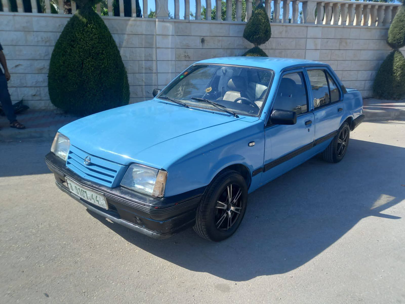 اوبل | OPEL اسكونا 1984