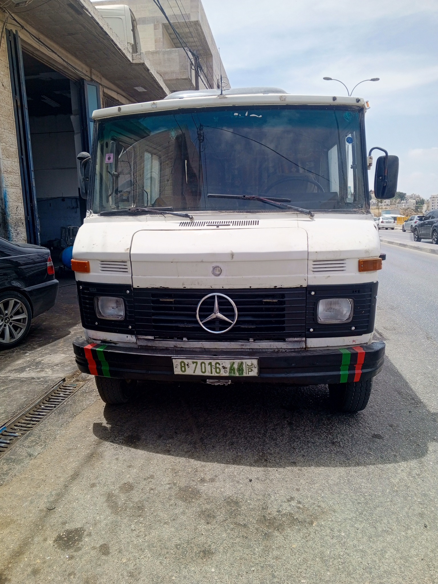 مرسيدس | MERCEDES بنز 1984