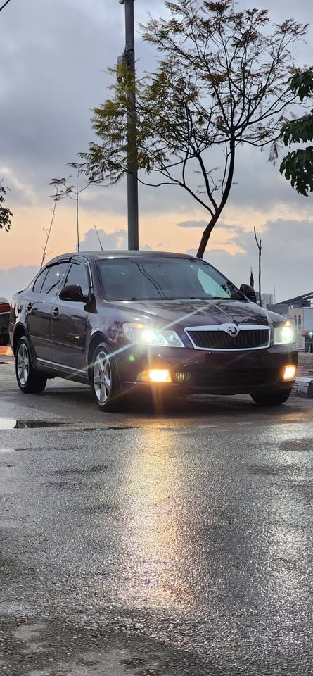 سكودا | SKODA اوكتافيا 2012