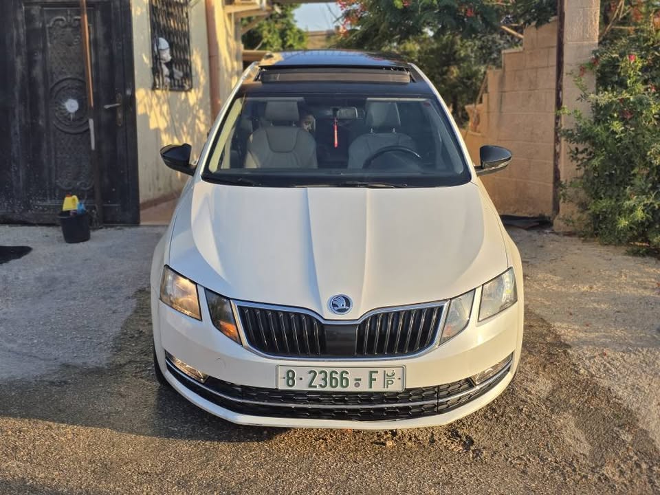 سكودا | SKODA اوكتافيا 
