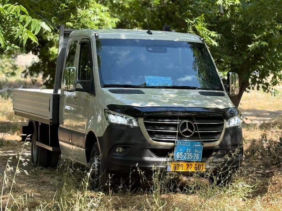 مرسيدس | MERCEDES 519 2020