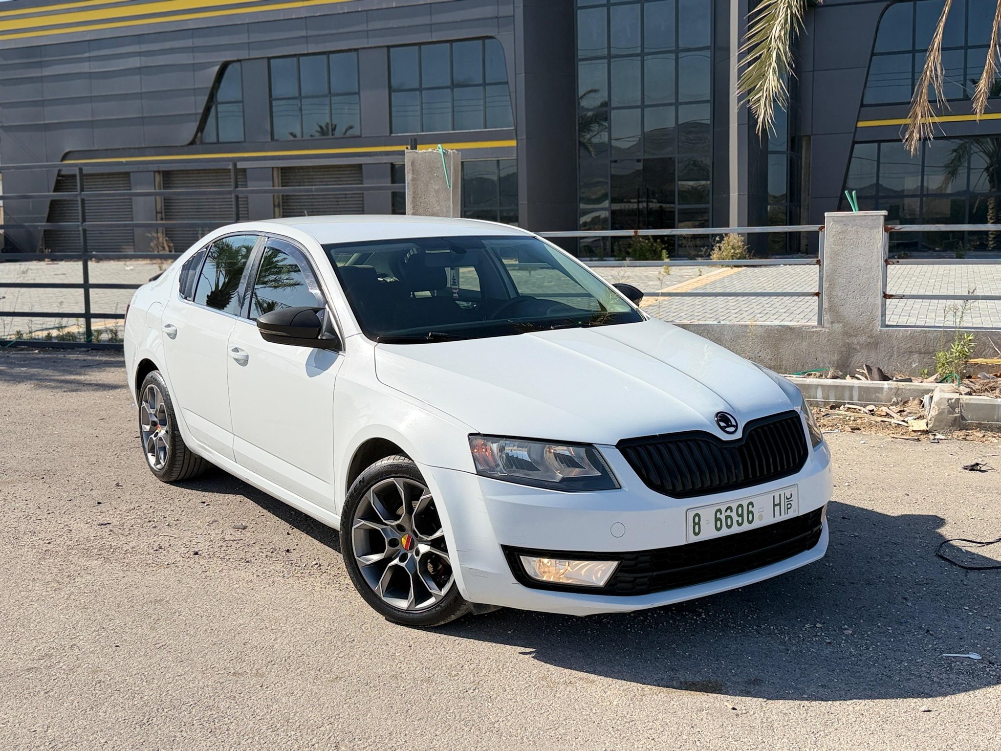 سكودا | SKODA اوكتافيا 2015