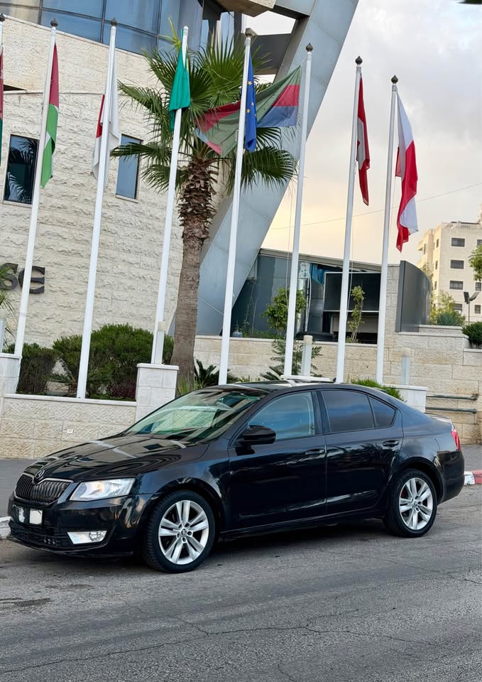سكودا | SKODA اوكتافيا 2017