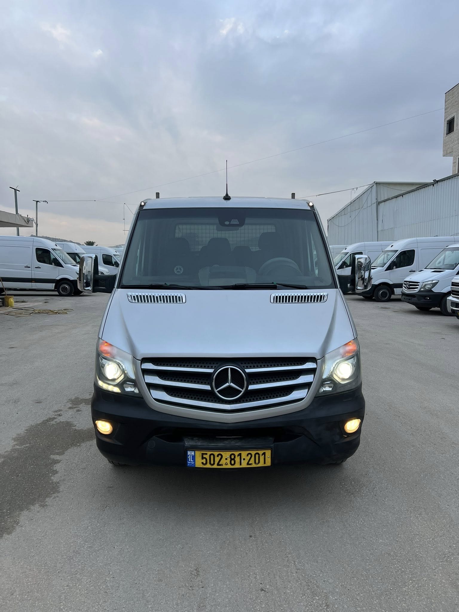 مرسيدس | MERCEDES 519 2019