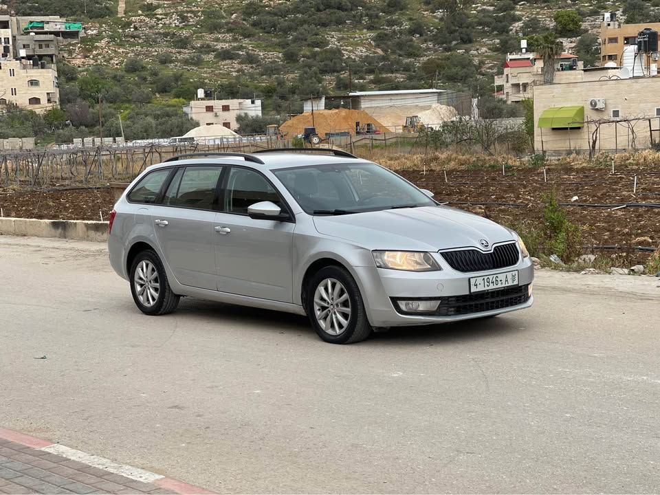 سكودا | SKODA اوكتافيا 2016