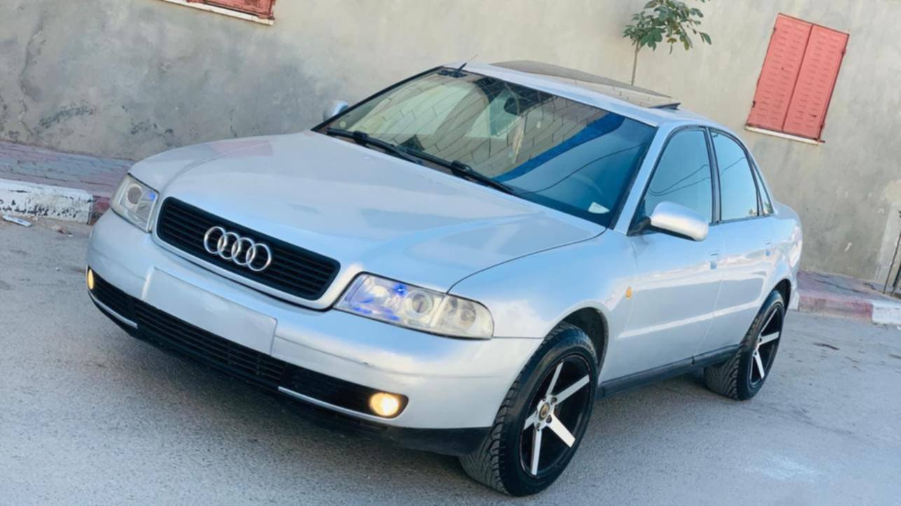 اودي | AUDI A4 1998