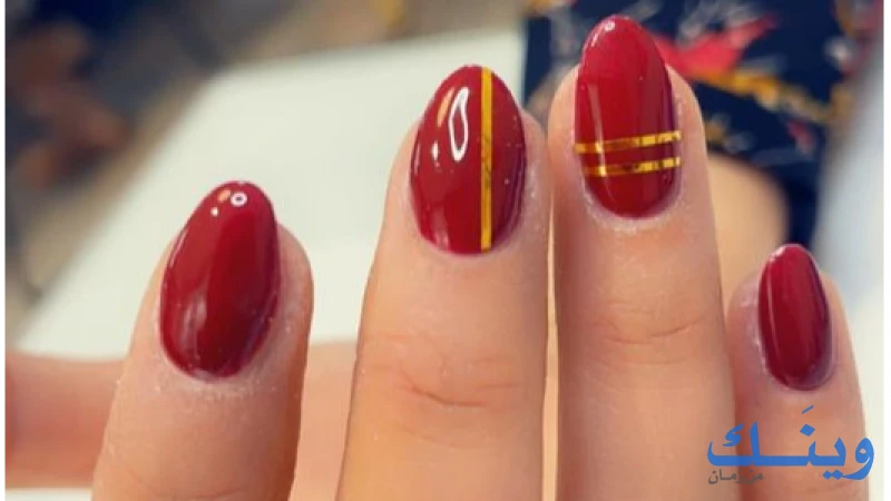 Posh nails