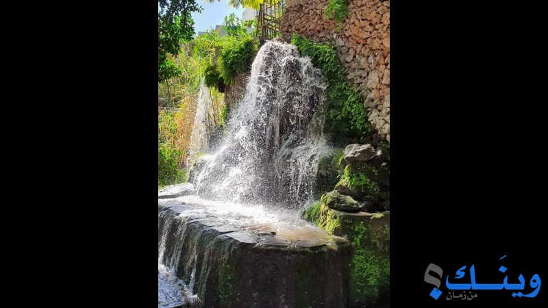مسبح ومنتزه ومطعم شلالات الباذان