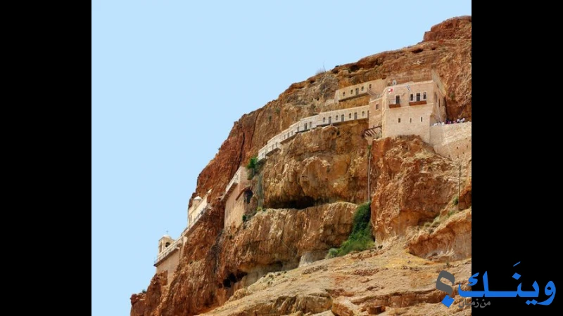 فندق جولدن والز ( الاسوار الذهبية )