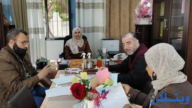 مدرسة تل الزهور الاساسية للبنين