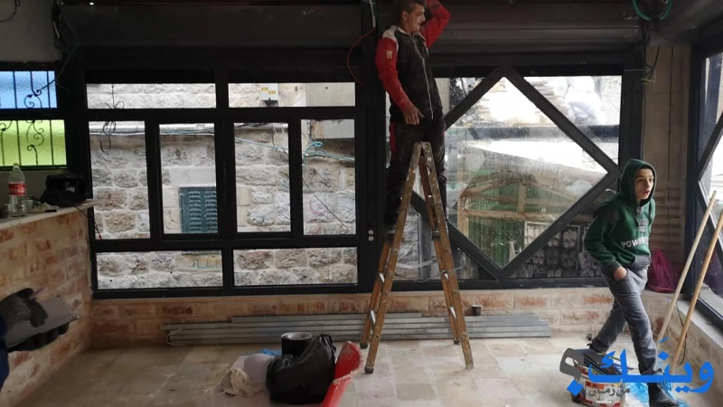 معرض سميراميس  للزجاج والمرايا