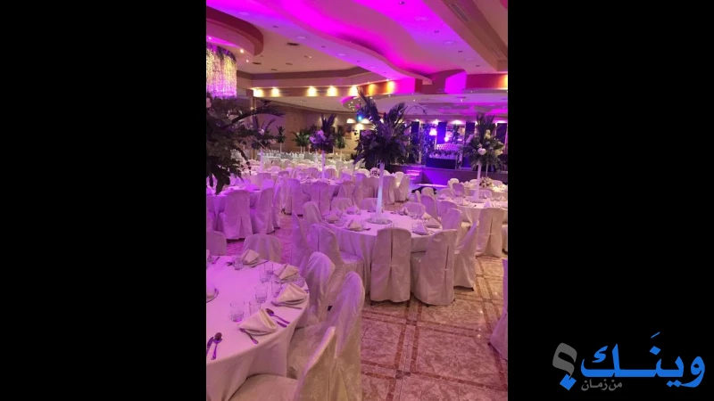 مطاعم الغولدن روف