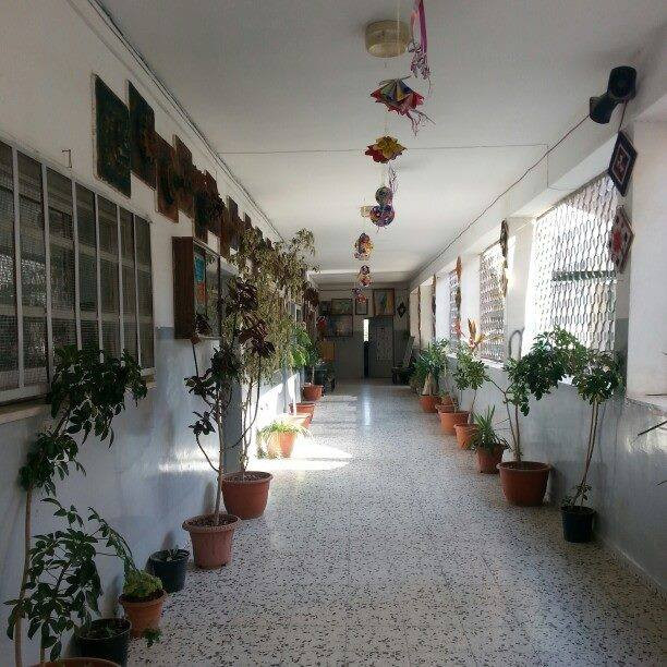 مدرسة نسيبة المازنية الاساسية للبنات