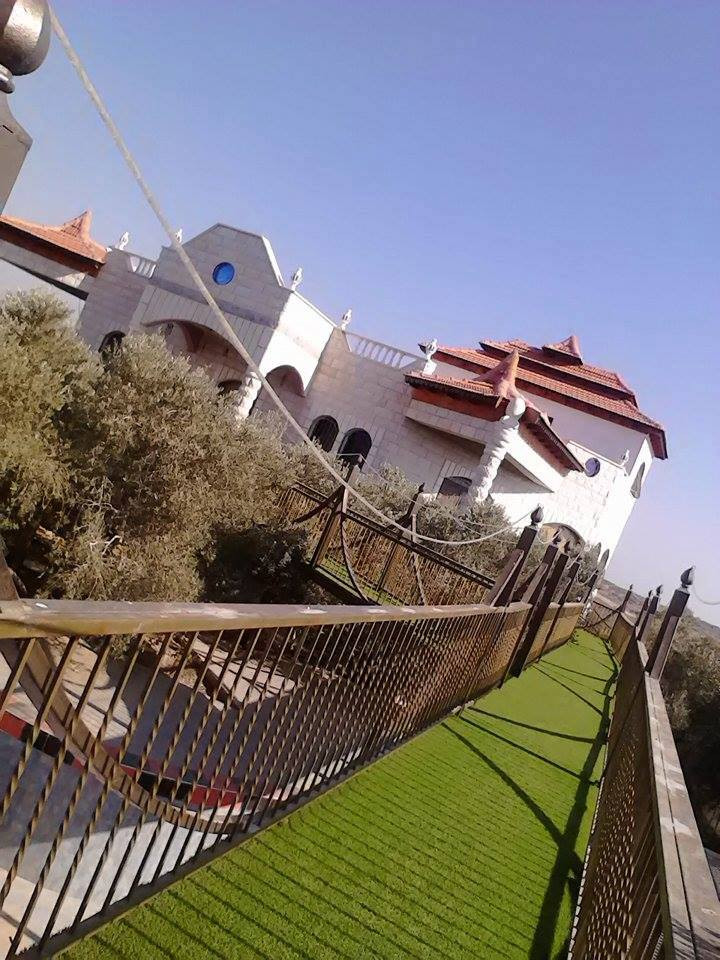 محلات عمو ناصر للاثاث والكهربائيات والستائر