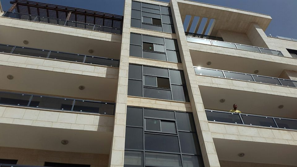 نظمي عبدو للعقارات العامة
