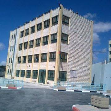 مدرسة التقوى الاساسية للبنين