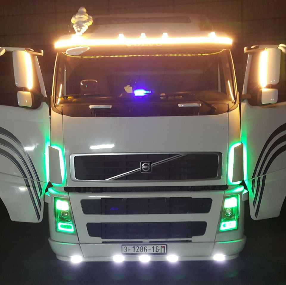 الشرافي اخوان