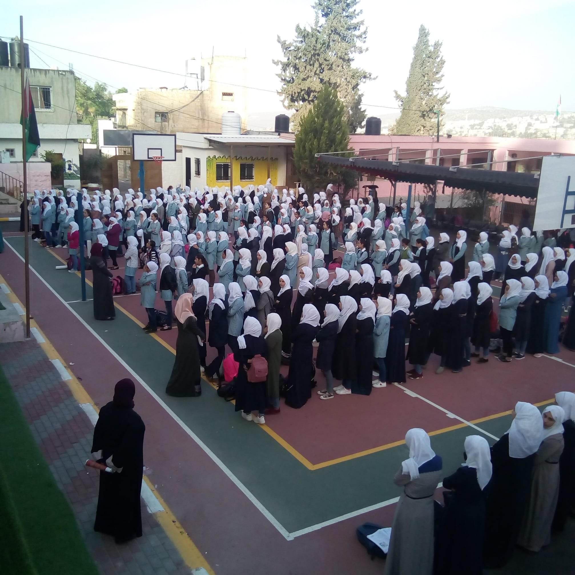 مدرسة بنات قبلان الثانوية
