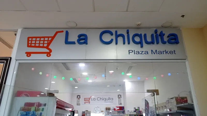 La Chiquita plaza Market
