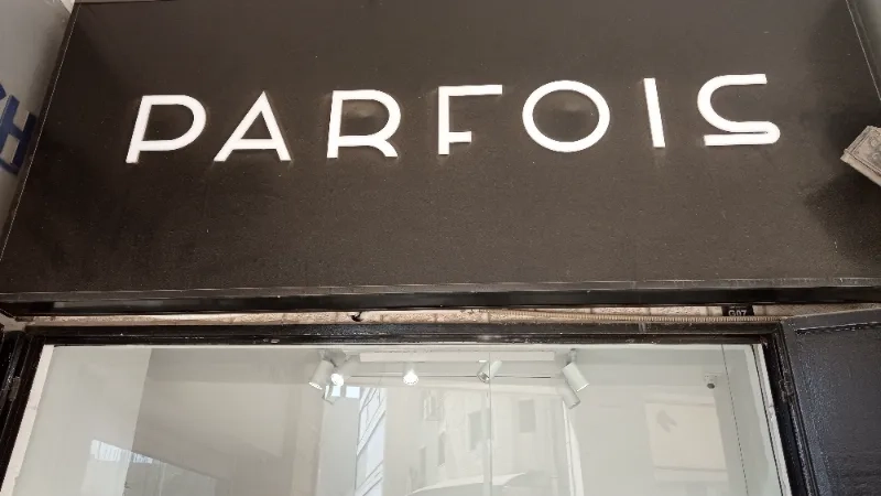 Parfois