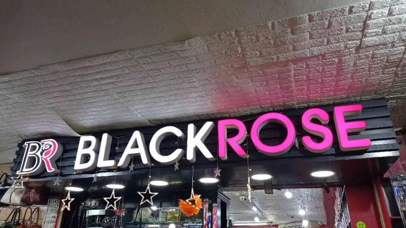 BLACK ROSES