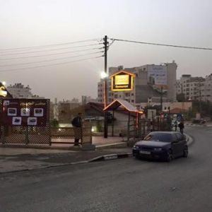 مطعم ومشاوي الكوخ