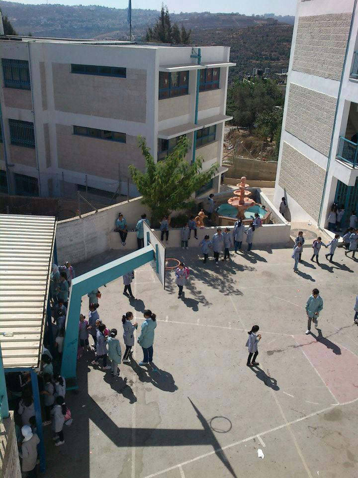 مدرسة بنات بيرزيت الاساسية