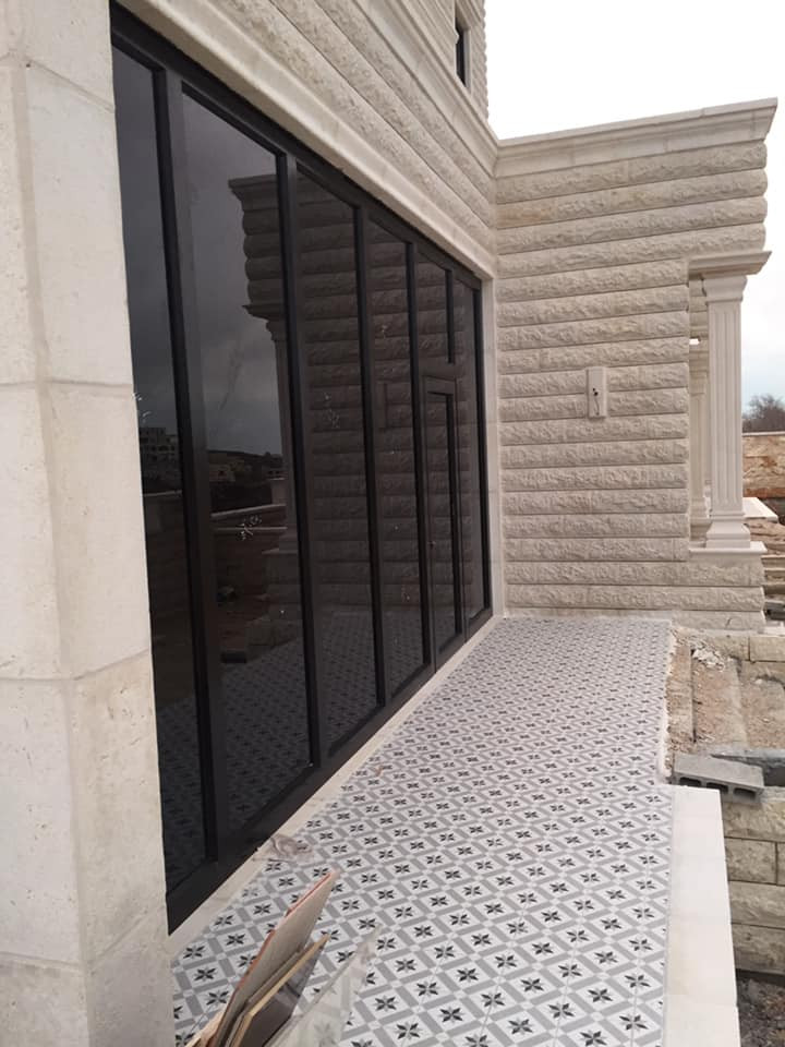 مشغل دير جرير للالمنيوم