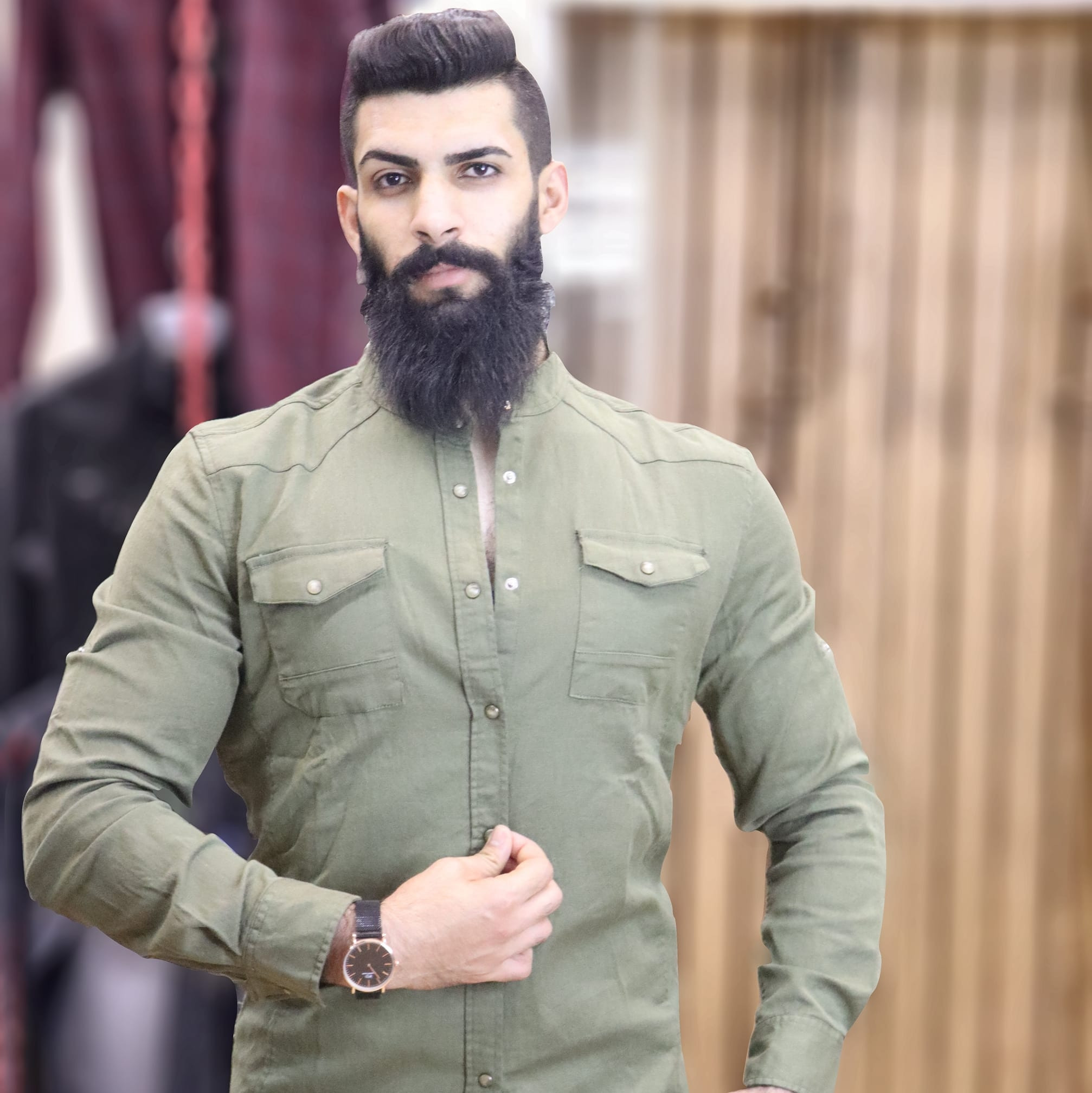 مركز ابو حسين التجاري للملابس الجاهزة