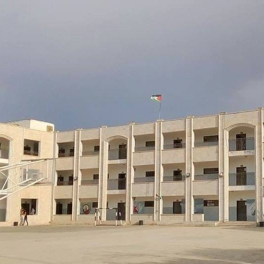 مدرسة بيتا الثانوية للبنين