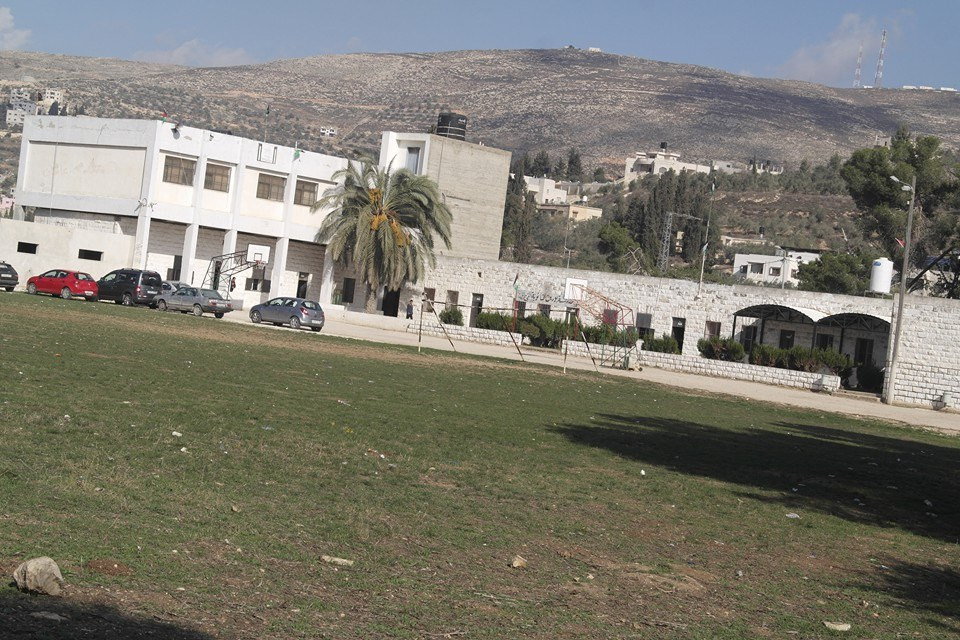 مدرسة ذكور بورين الثانوية المختلطة