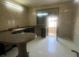 شقه غير مفروشة للبيع