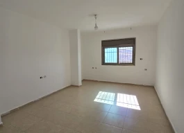 شقه غير مفروشة للبيع