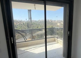 شقه غير مفروشة للبيع