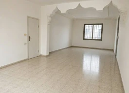 شقه غير مفروشة للبيع