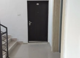 شقه غير مفروشة للبيع