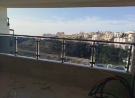 شقه غير مفروشه للبيع