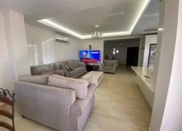 شقه مفروشة للبيع