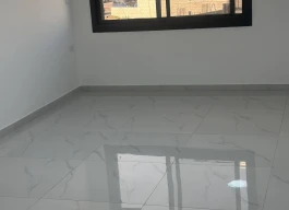 شقه غير مفروشة للبيع