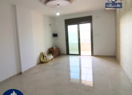شقه غير مفروشه للبيع
