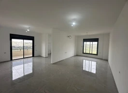 شقه غير مفروشة للبيع
