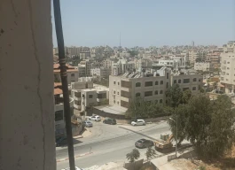 شقه مشطبة للبيع