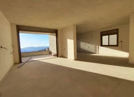 شقه غير مفروشة للبيع