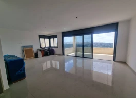 شقه غير مفروشة للبيع