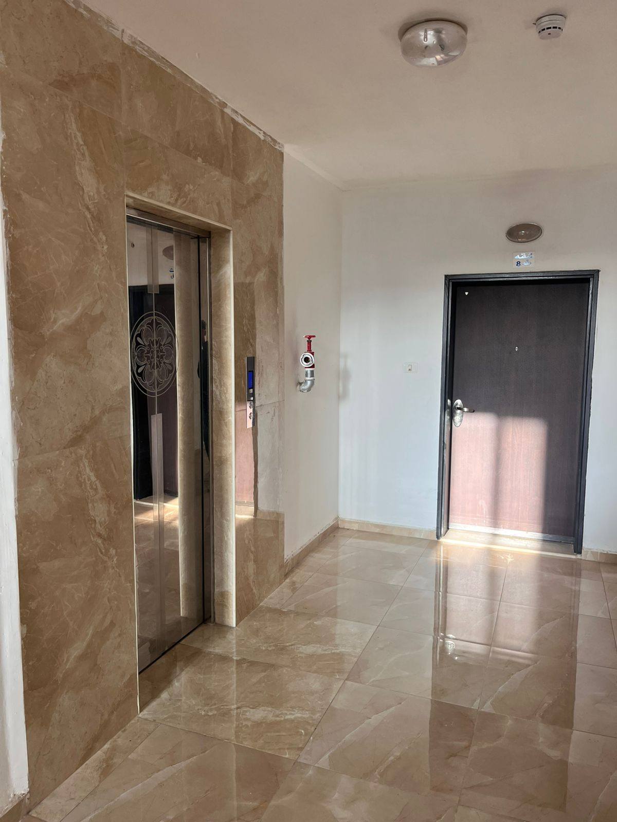 شقه غير مفروشة للايجار