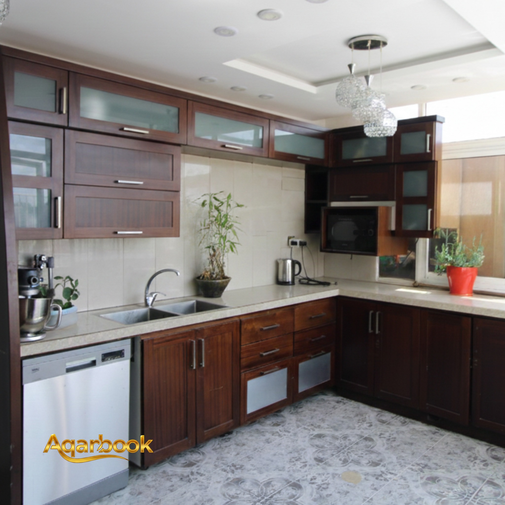 رووف مفروش للبيع