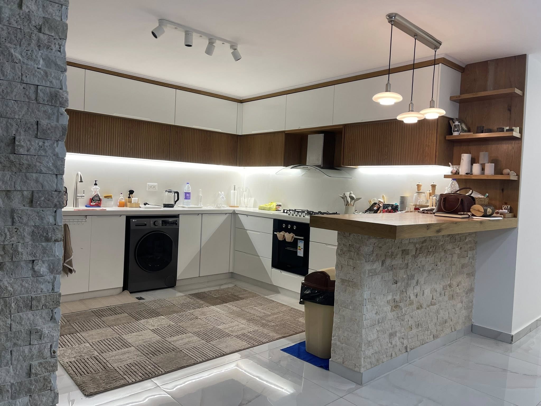 شقه مفروشة للبيع